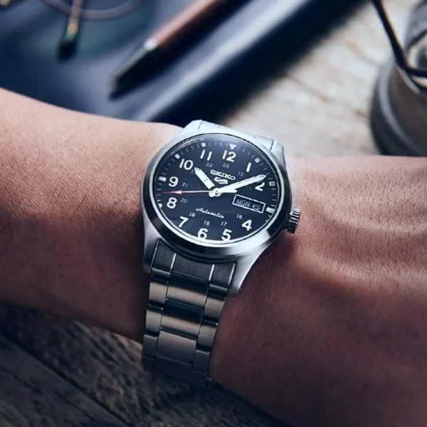 SEIKO 5 Mod. SPORTS AUTOMATIC DAY & DATE - BLUE 2