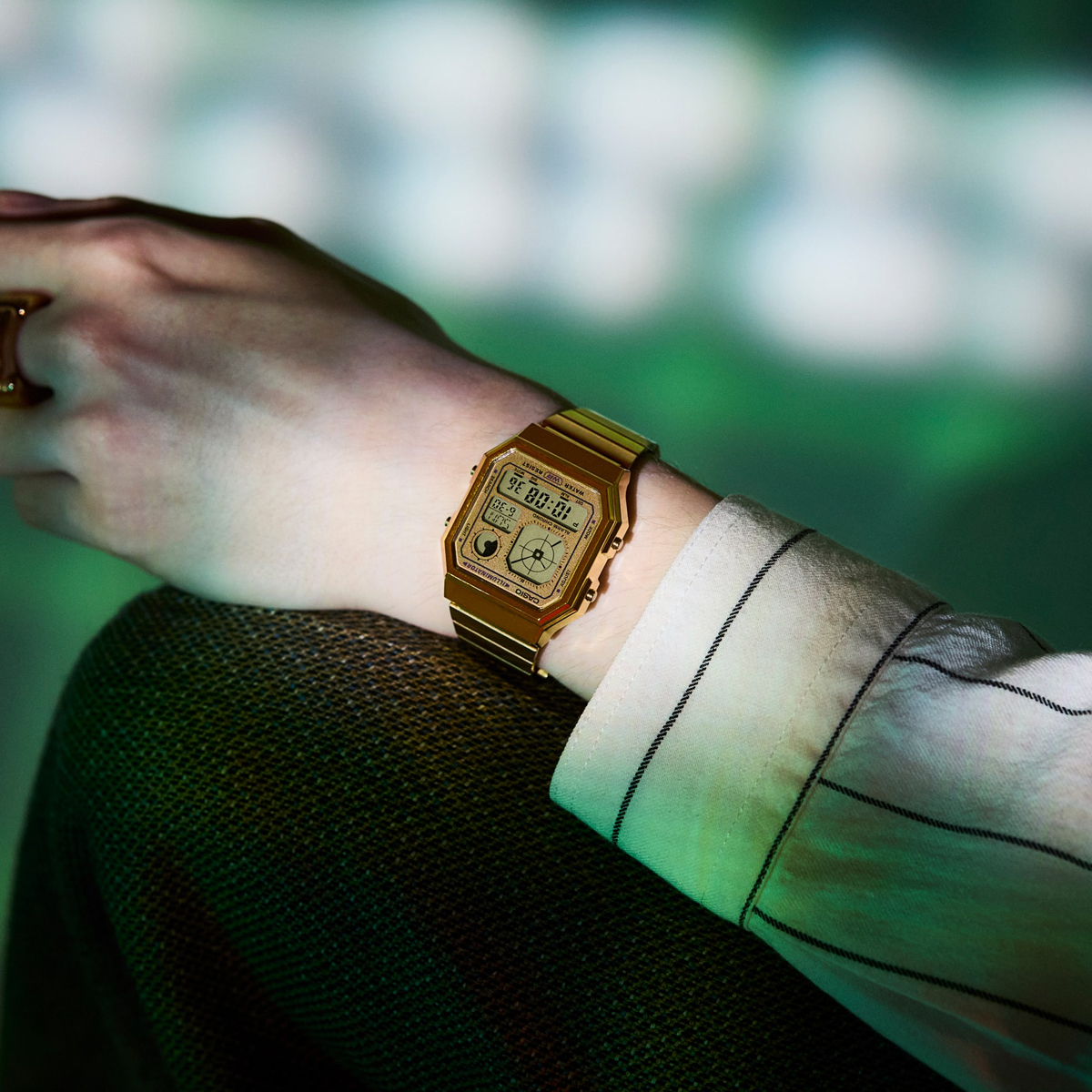 CASIO VINTAGE Mod. RETRO FUTURE EDGY COLLECTION - FULL GOLD 3