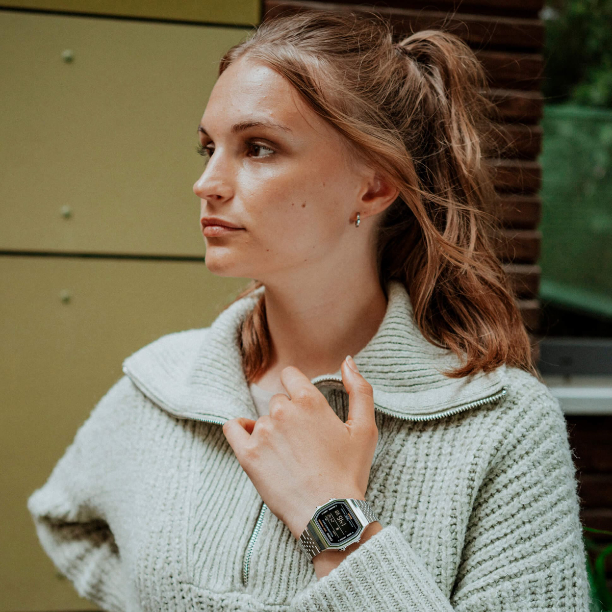 CASIO VINTAGE Mod. BLUETOOTH® SMARTPHONE LINK - SILVER - built-in accelerometer senses body movements + steps counter 4