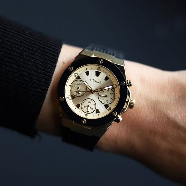 GUESS WATCHES Mod. GW0030L2 5