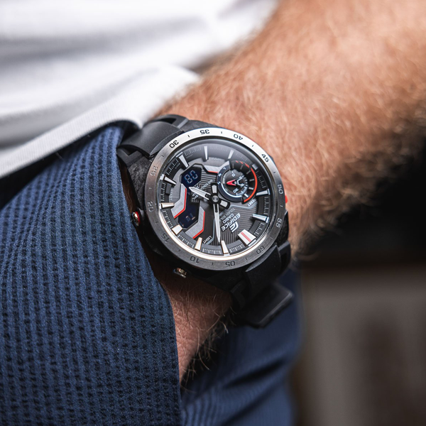 CASIO EDIFICE Mod. WINDFLOW - F1 Chronograph. Tough Solar. 6